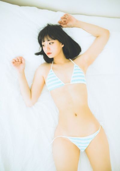 国外美女裸体直播间视频网站大全_BD英语在线播放