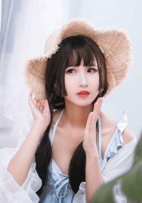 丝袜美女中文字幕_蓝光版中文字幕包