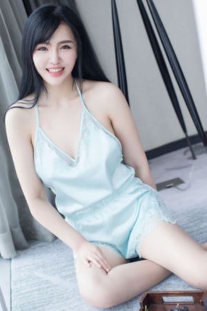 国产aⅤ无码旗袍丝袜美腿_BD在线视频观看