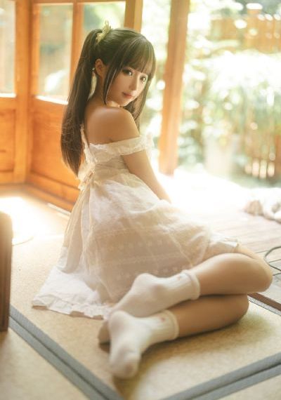 欧美精美一区_高清全集免费播放