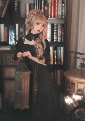女张开腿扒开胸罩让我看看_720免费播放
